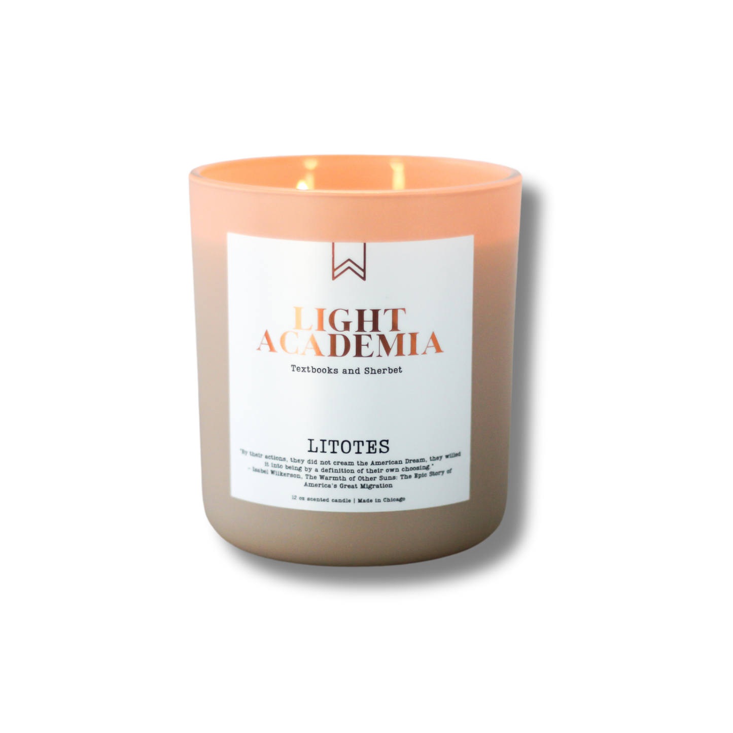 A beige candle with a label that reads 'LIGHT ACADEMIA' and 'LITOTES'.